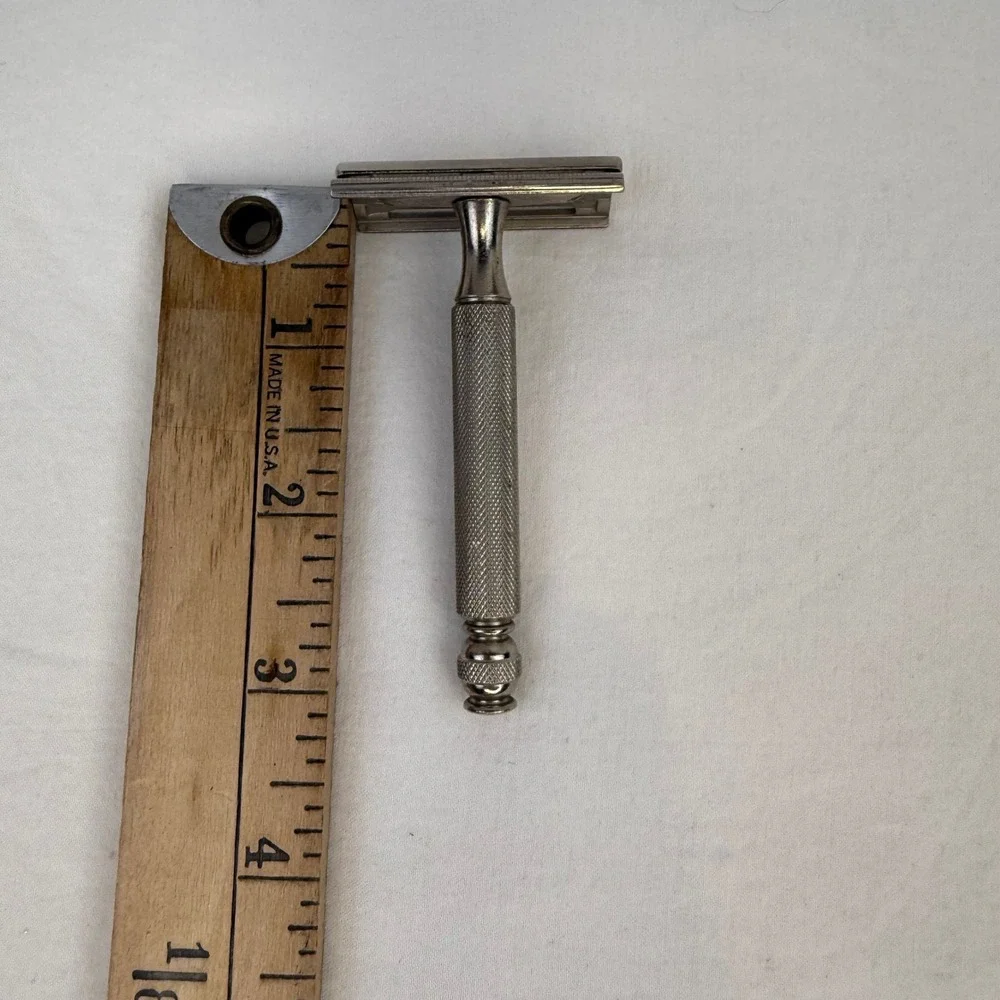 Vintage Gillette Tech Safety Razor Silver Tone Knurled Handle Made in USA C1